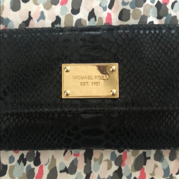 Michael Kors Clutch with Matching wallet - Picture 5 of 7